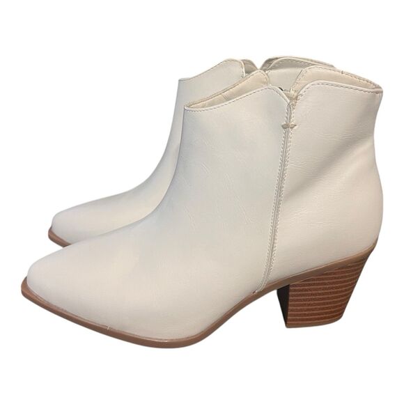 NIB Eloquii Elements Ivory Almond Toe Booties Sz 7.5 W Block Heel - Picture 2 of 16